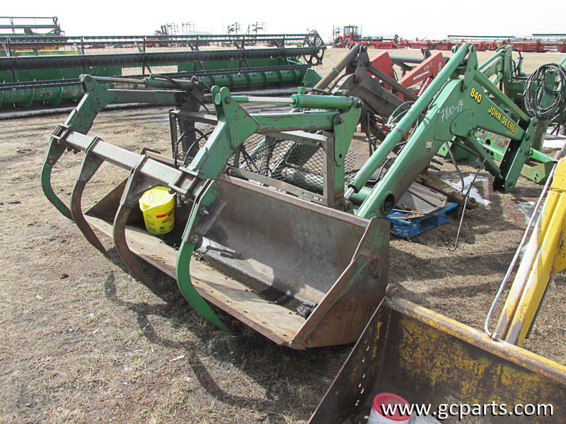 840 LOADER 8FT W/ GRAPPLE